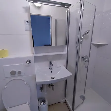 Soba Setr Kurent Pritlicje Jug